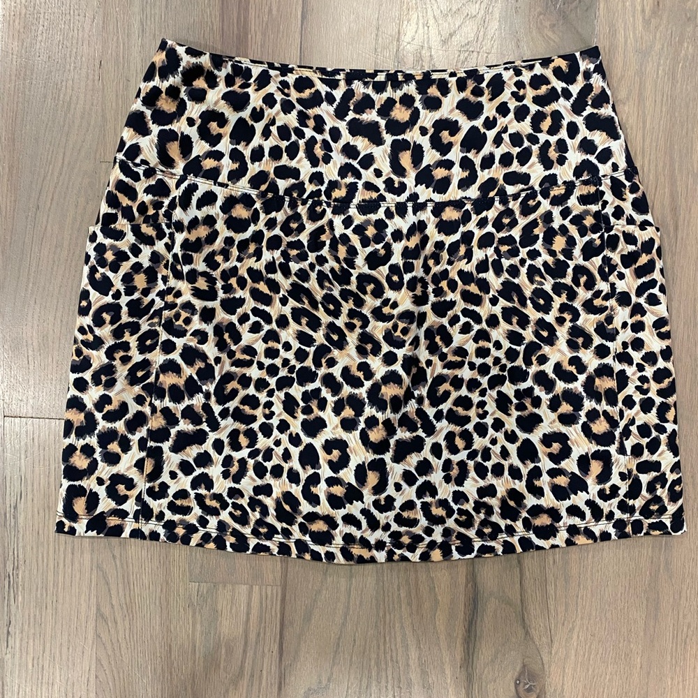 Womens Activewear Skort-Size L *Never been worn*